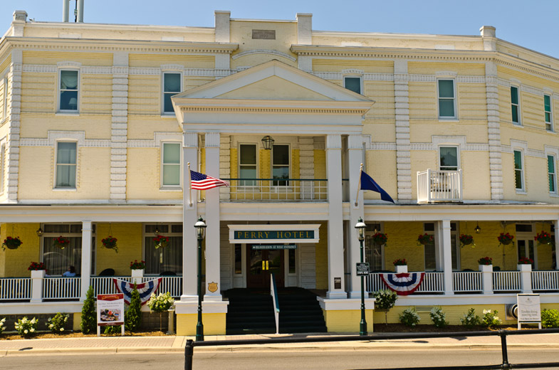 perry hotel